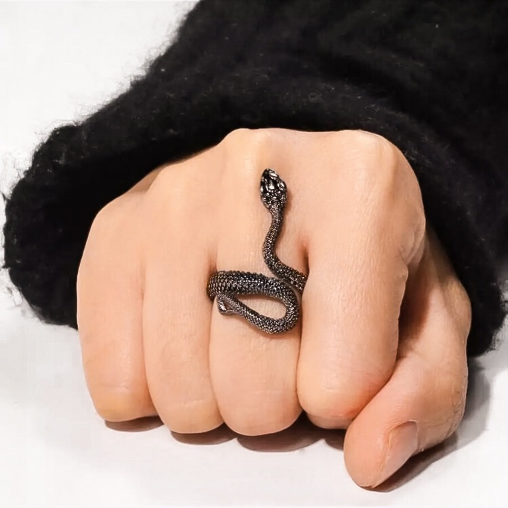 🆑10/$25🆑𝗖𝗟𝗘𝗔𝗥𝗔𝗡𝗖𝗘 Big Gun Snake Adjustable Ring NEW - Picture 9 of 9